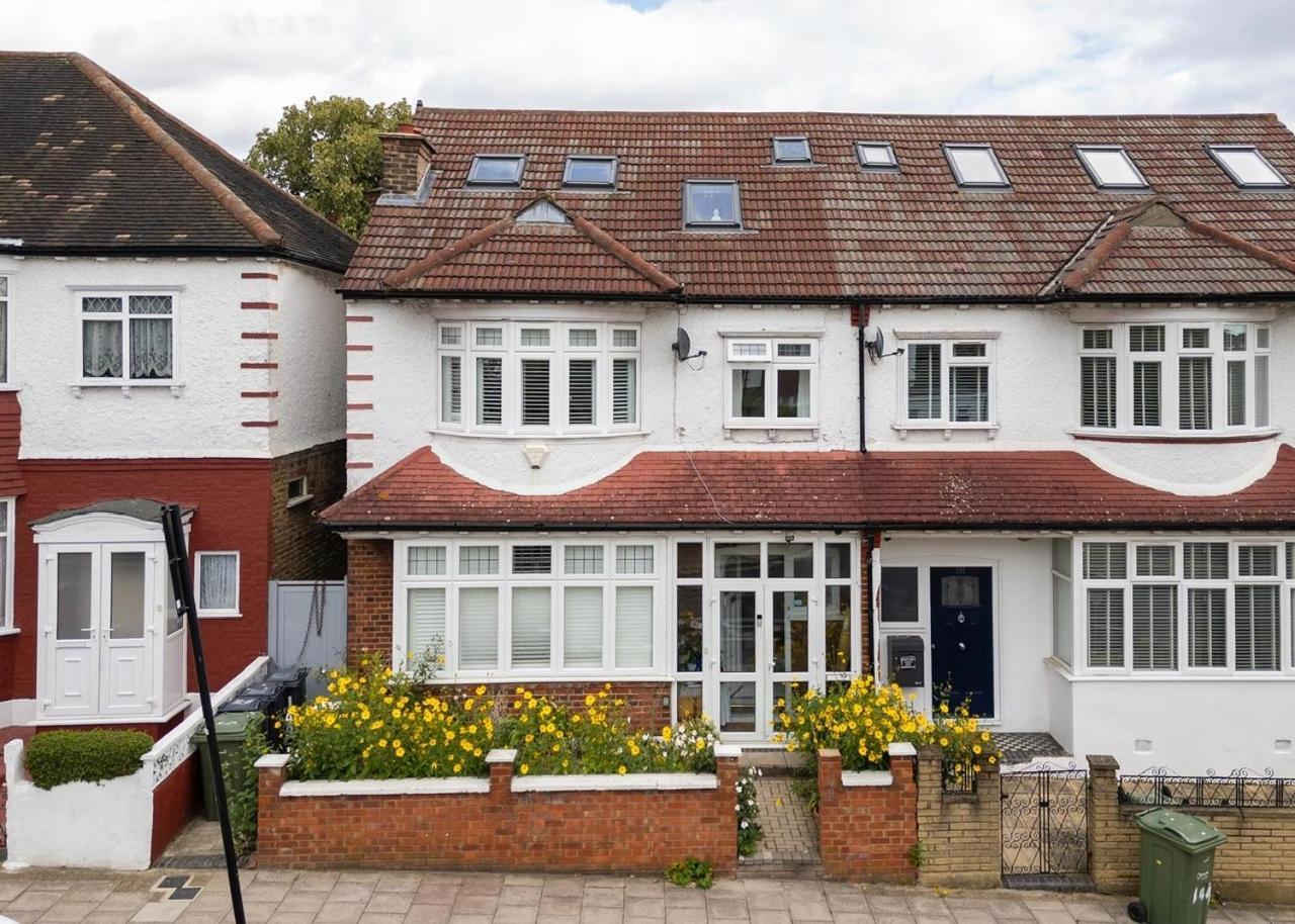 Gazde/Camere de închiriat Wavertree House Londra